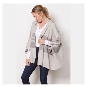 Evereve Rochelle‎ Poncho XS/S
